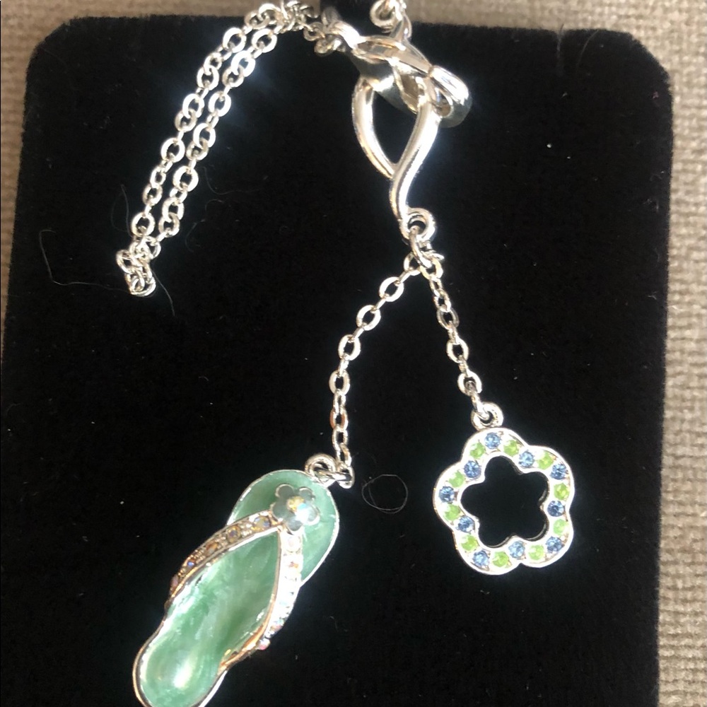Vintage Avon NWOT Dangles Flip Flop Ankle Bracelet